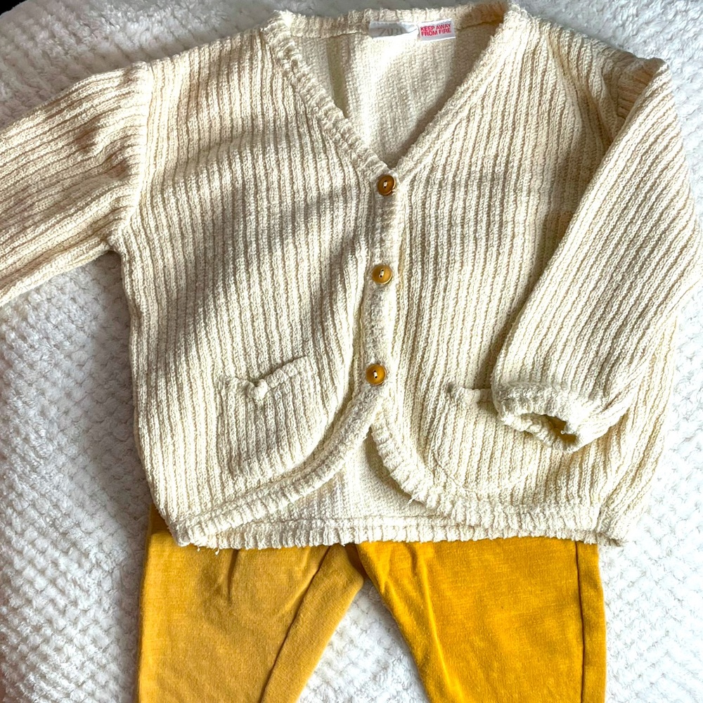 Toddling girl Zara clothes in good condition